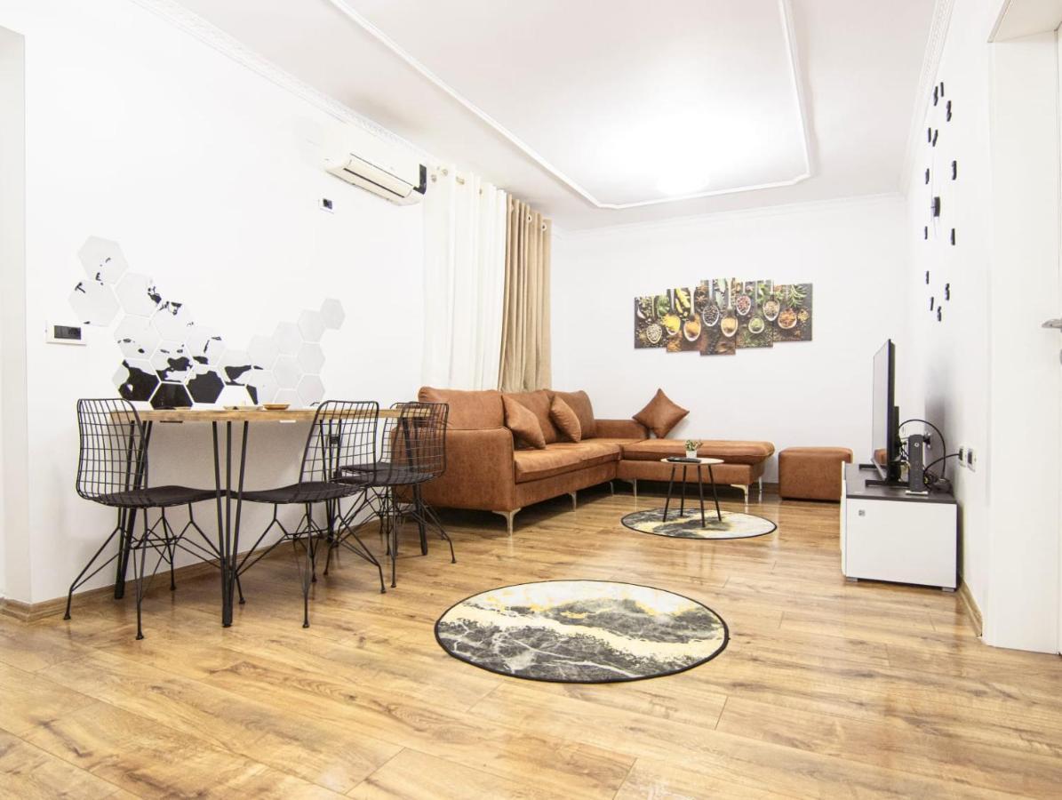 Appartement Dea's Center *